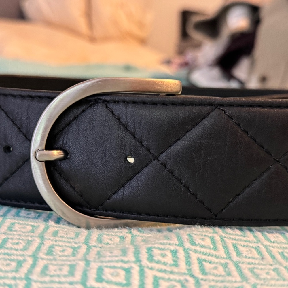 The Tailored Sportsman Black and Silver Quilted Belt